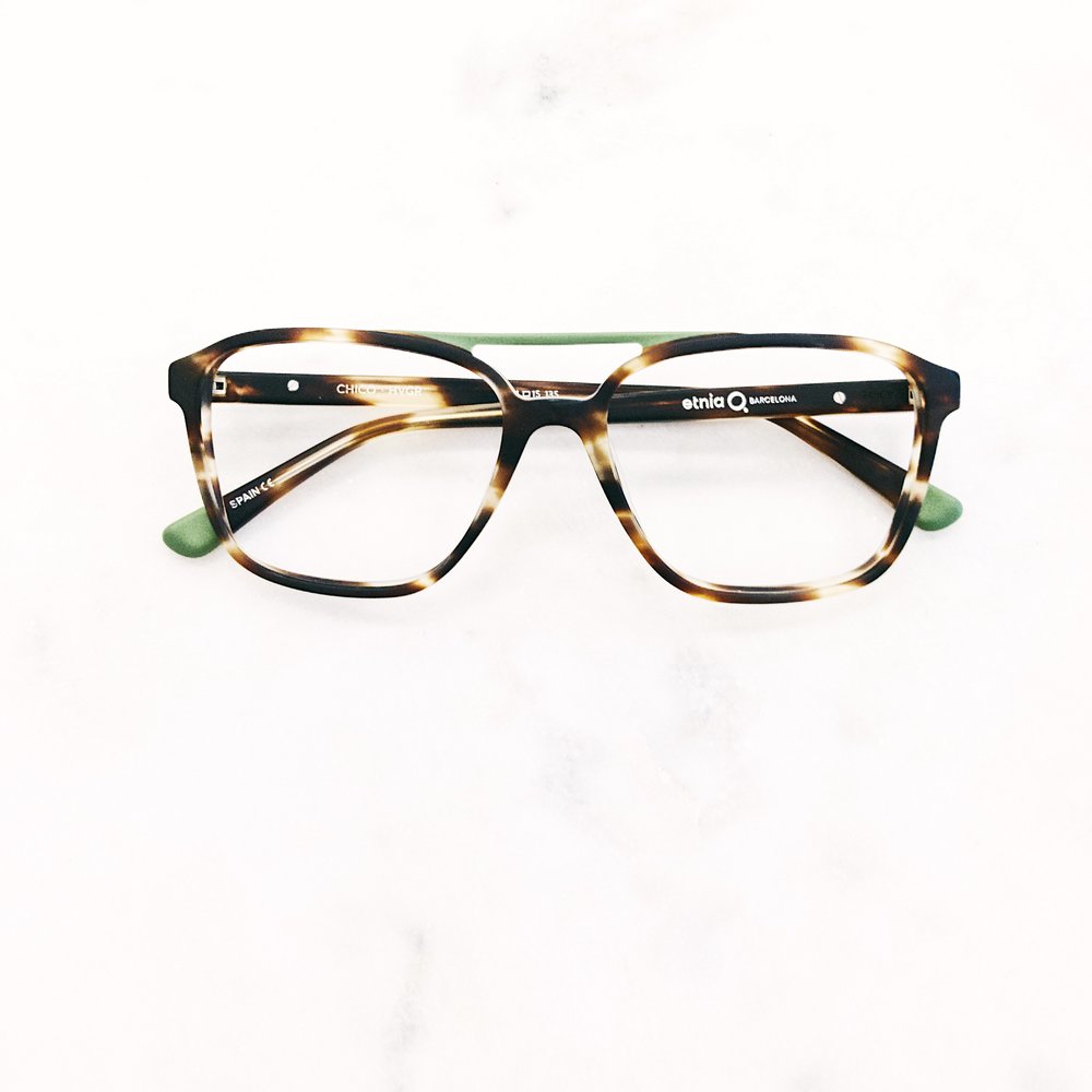  When you want to get that hipster unibrow look on point. Rad glasses by Etnia Barcelona. 